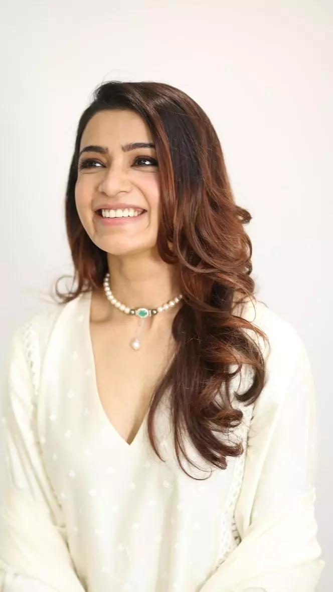 Samantha Returns to the Spotlight with Subham Promotions