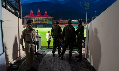 IPL match between Punjab Kings and Delhi Capitals called off midway as Dharamsala goes dark