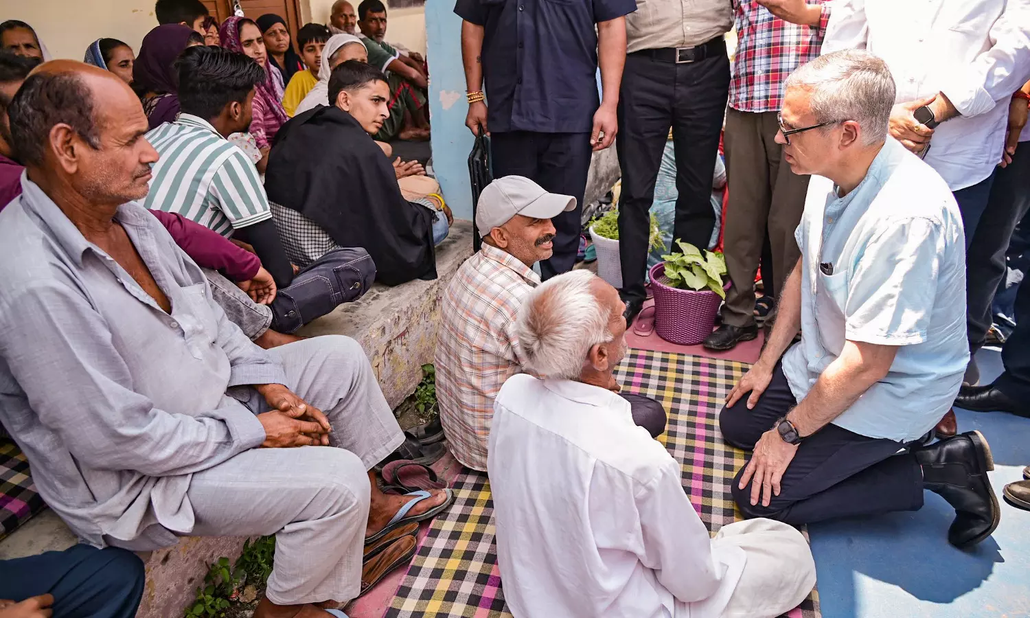 Evacuation Underway in 5 Border Districts of Jammu Region; Abdullah Visits Relief Camps