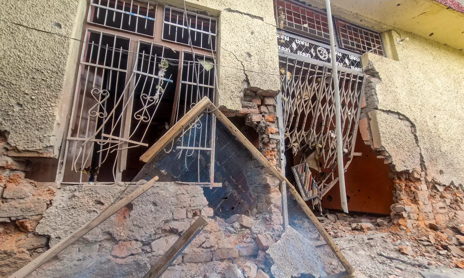 J&K Official, Four Civilians Killed in Pakistani Shelling