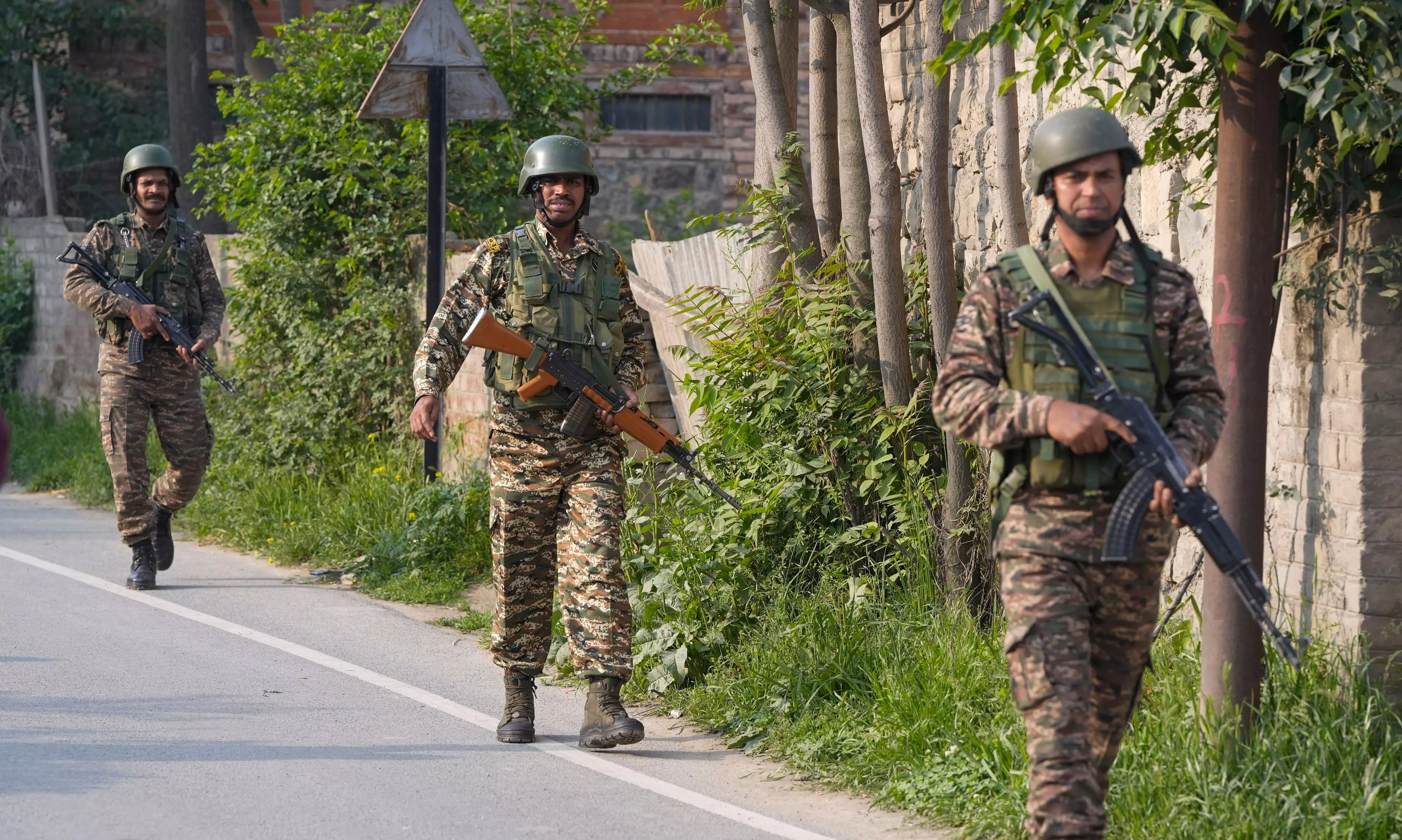 Saudi Says Making Efforts to De-escalate Tensions Between India, Pakistan