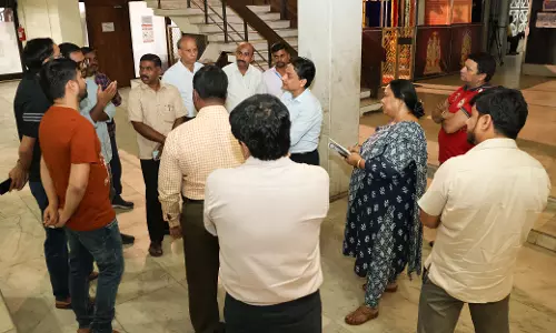 Telangana Sets Up Helpline To Assist People Stranded At Borders