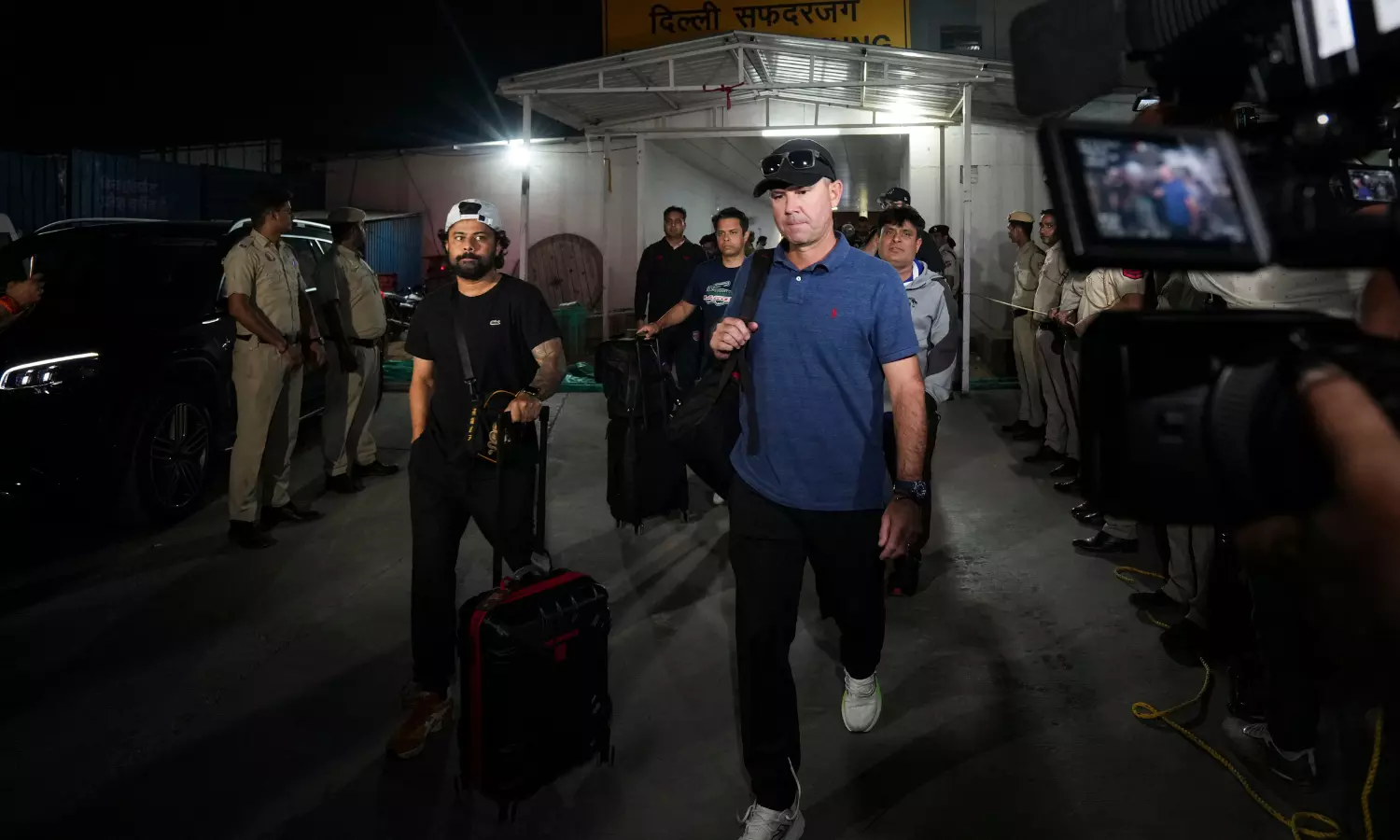 How Pontings Pep Talk Convinced Anxious PBKS Foreign Players To Stay In India After Ceasefire