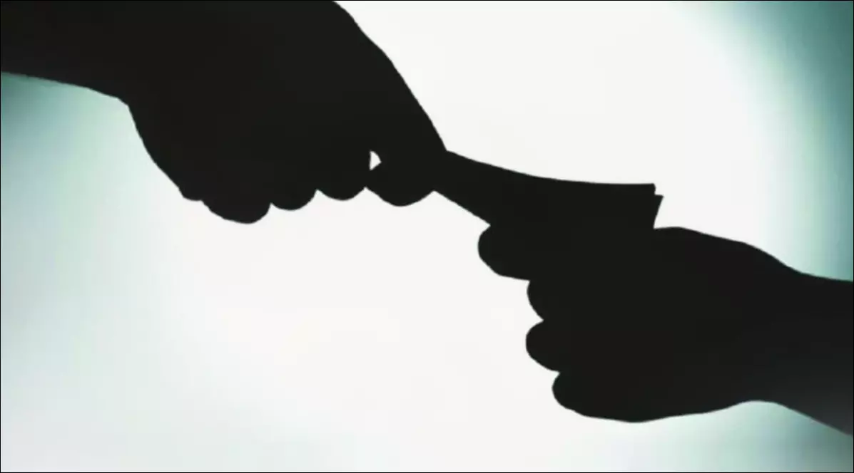 haidrabad it -commissionerはムンバイのアパートで2.5 krを賄briとして摂取しました:CBI haidrabad it -commissionerはムンバイのアパートで2.5 krを賄briとして摂取しました:CBI