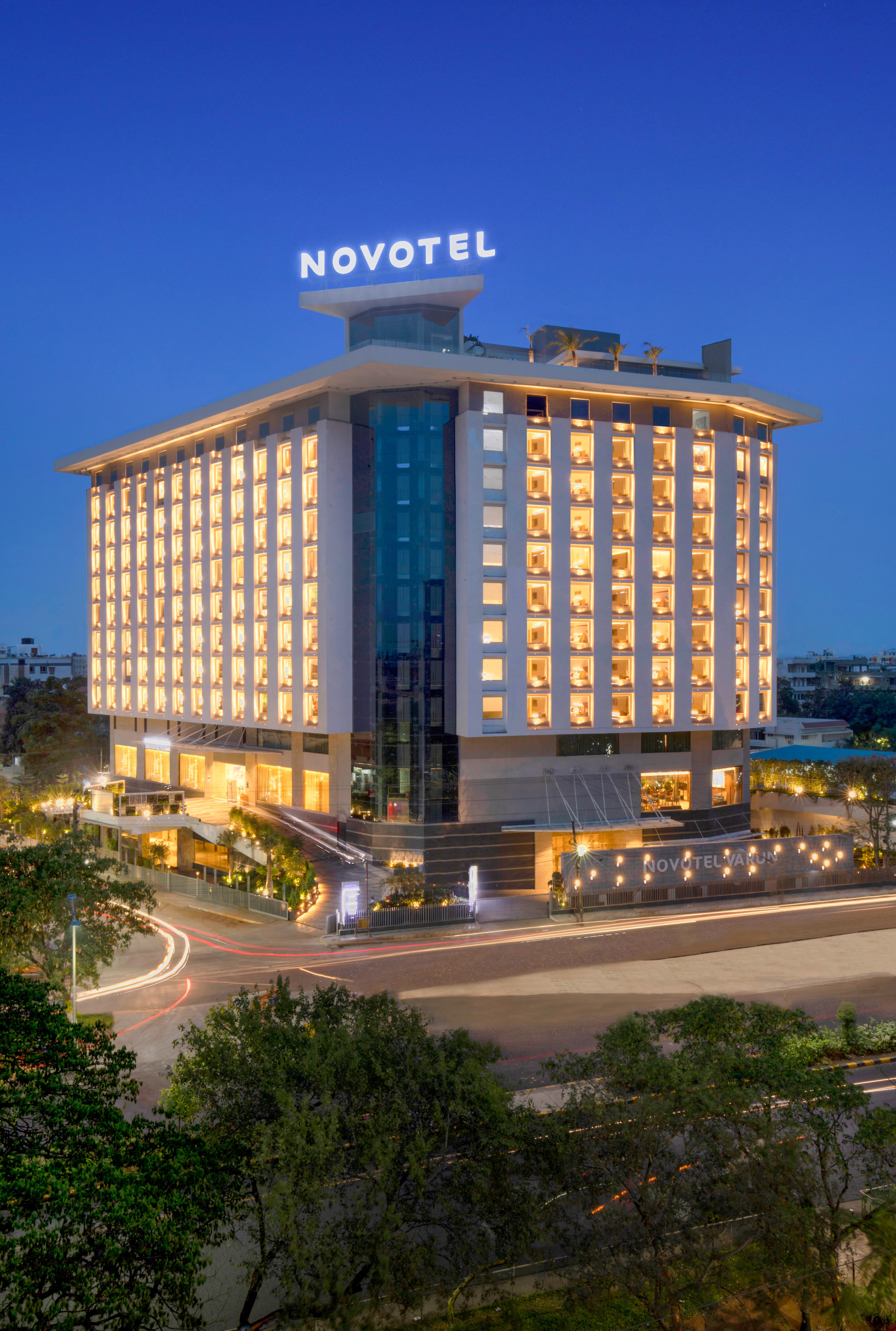Novotel Hyderabad Appoints Singh as Food & Beverage Director