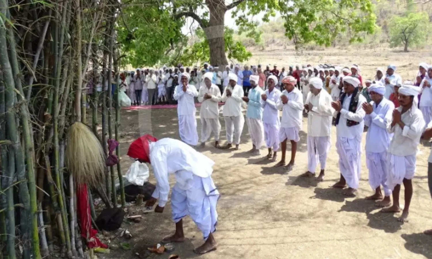 Gond Clans Perform Persapen Bathing