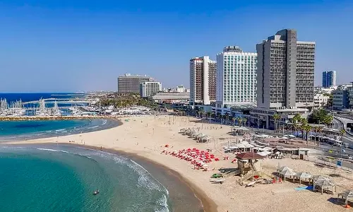 All Thirteen Tel Aviv Beaches Awarded the Prestigious Blue Flag for 2025