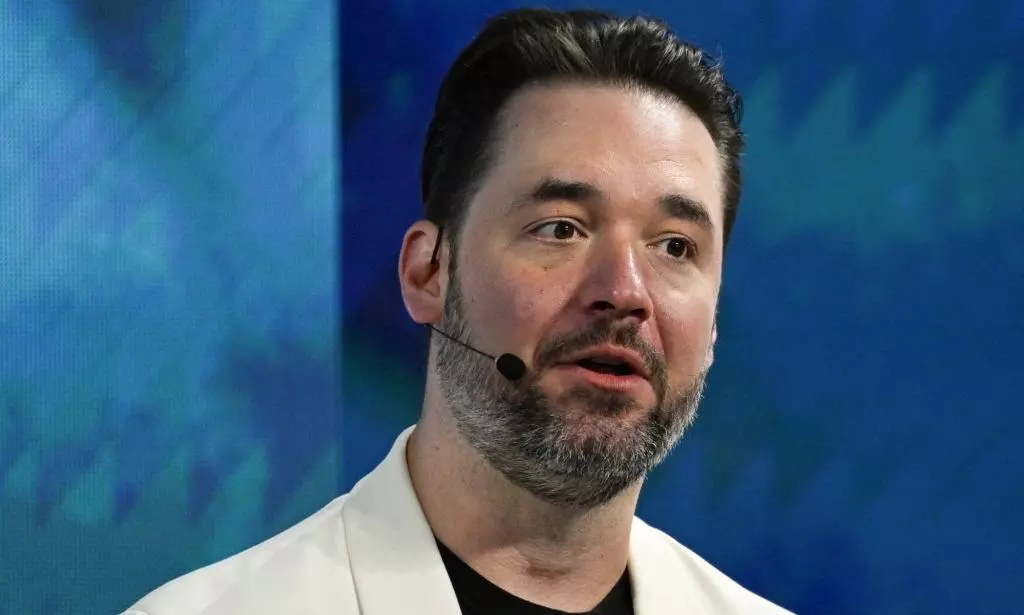 Reddit Founder Ohanian Buys Stake in Chelsea Womens Team