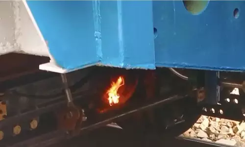 Fire Develops in Break Liners of Miryalaguda-Kachiguda Demu Train