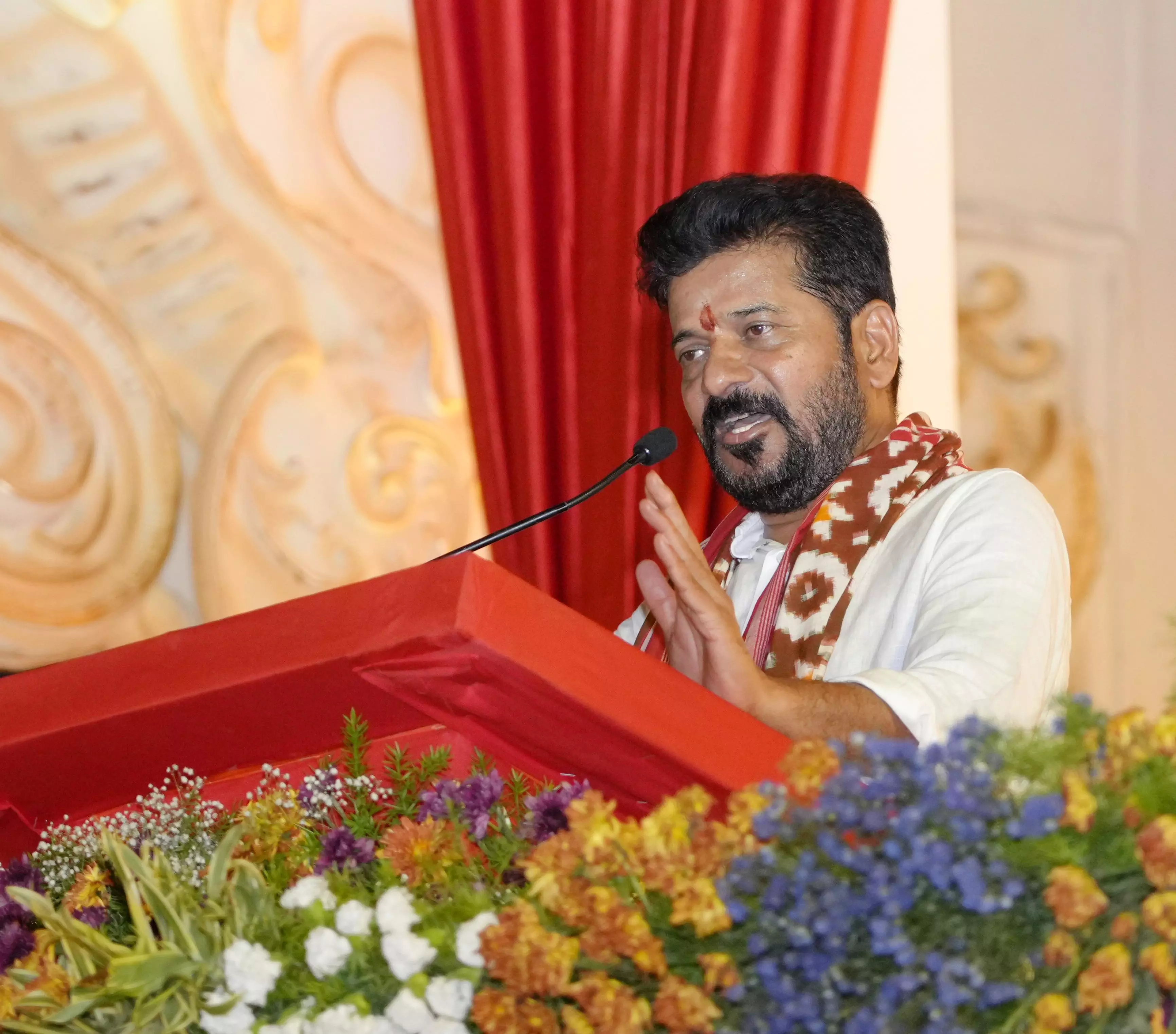 CM Revanth Reddy Announces Haj Rubbat Near Shamshabad Airport CM Revanth Reddy Announces Haj Rubbat Near Shamshabad Airport