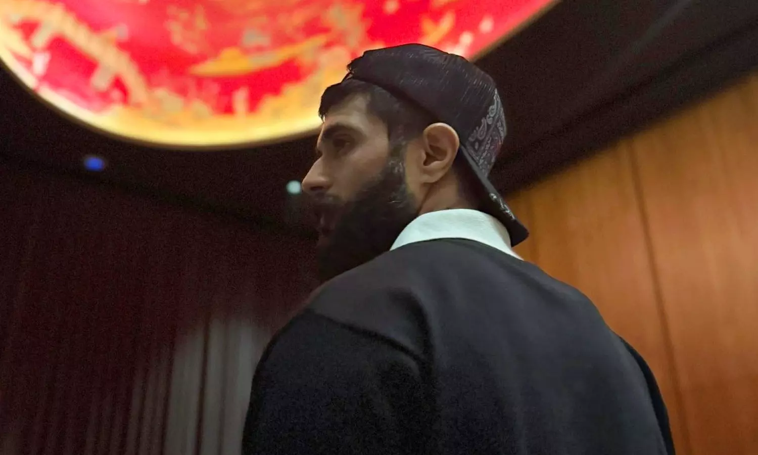 Vijay Devarakonda Croons Pawan Kalyan Song At Family Dinner