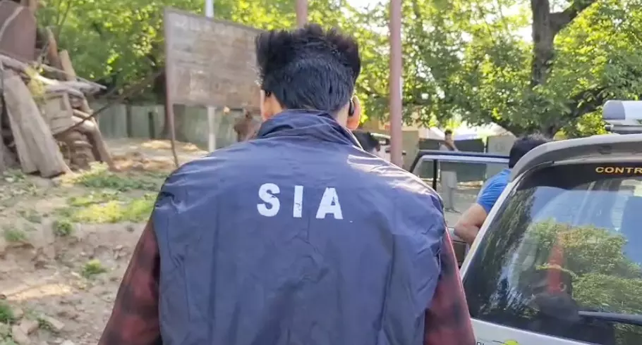 Pak Sleeper Cells In J&K: Probe Agency Raids 11 More Locations Pak Sleeper Cells In J&K: Probe Agency Raids 11 More Locations