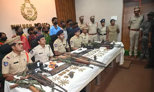 Mulugu Police Nabs 20 Maoists While Escaping From Karregutta