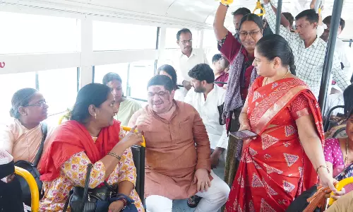 Ponnam Asks Passengers About RTC Experience Ponnam Asks Passengers About RTC Experience