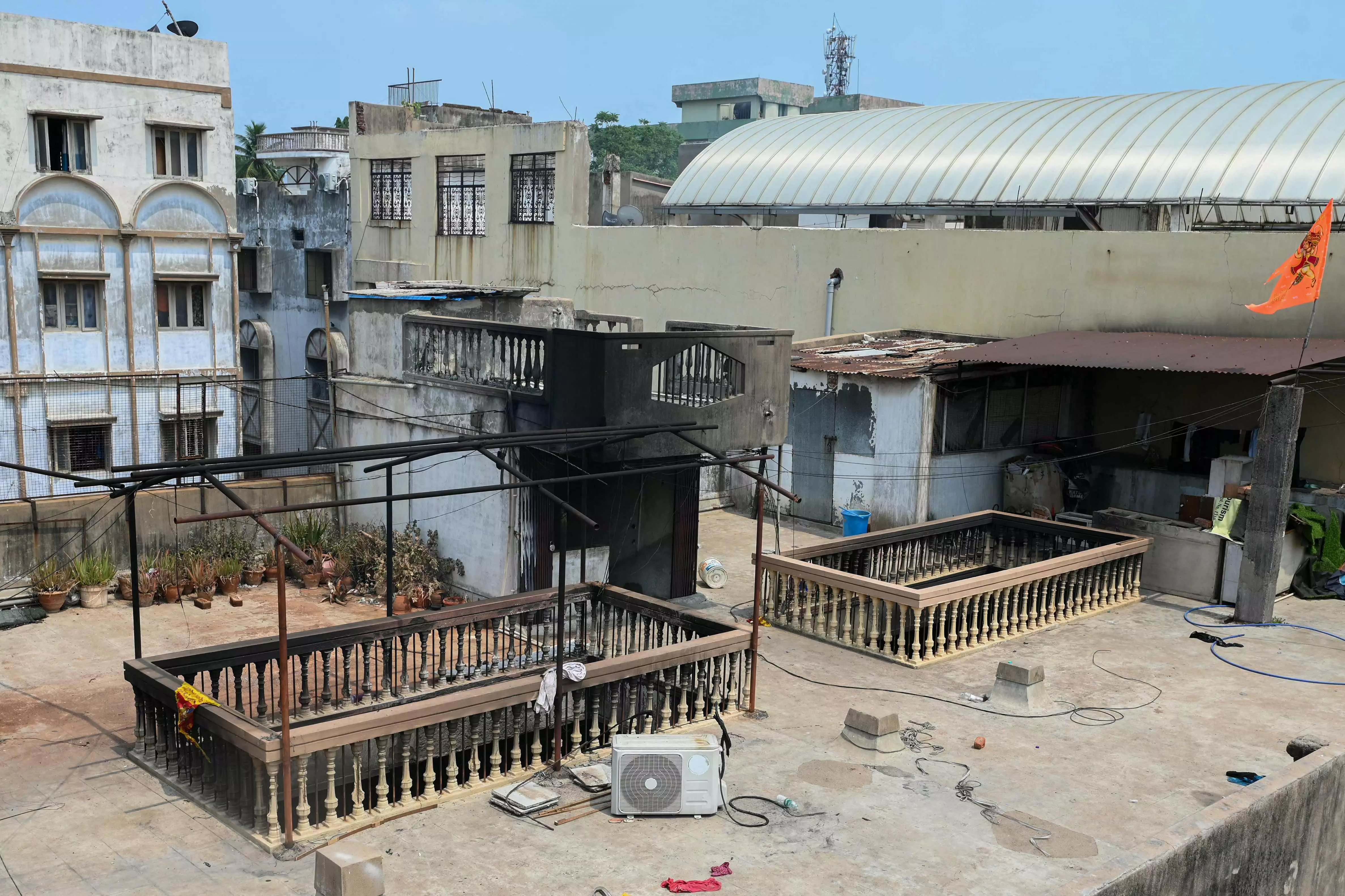 Blaze Fuelled by Wood Renovations, All Victims From One Extended Family, Says Official