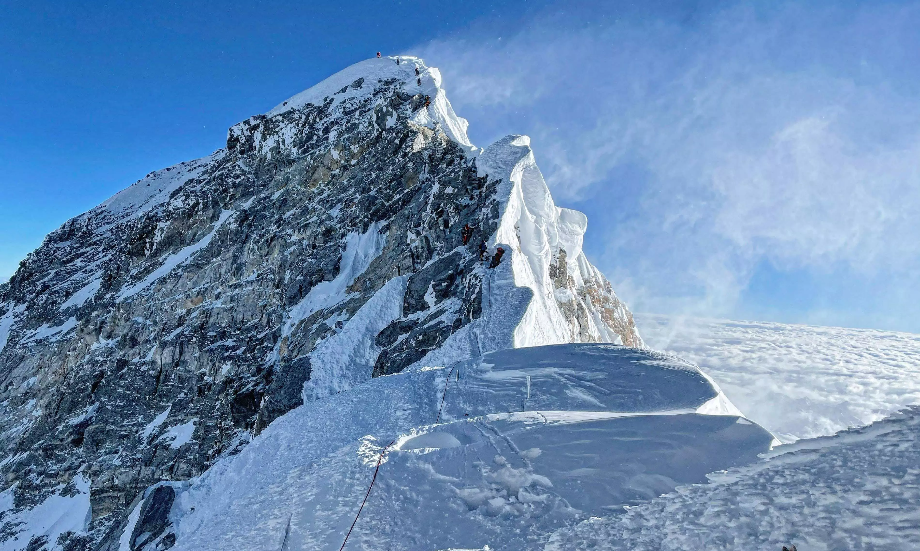 British Climber Scales Everest For 19th time, Breaking Own Record For Most Climbs By Non-Sherpa British Climber Scales Everest For 19th time, Breaking Own Record For Most Climbs By Non-Sherpa
