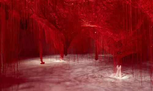 Swarovski Unveils Crystallizing Identity by Japan’s Chiharu Shiota Swarovski Unveils Crystallizing Identity by Japan’s Chiharu Shiota