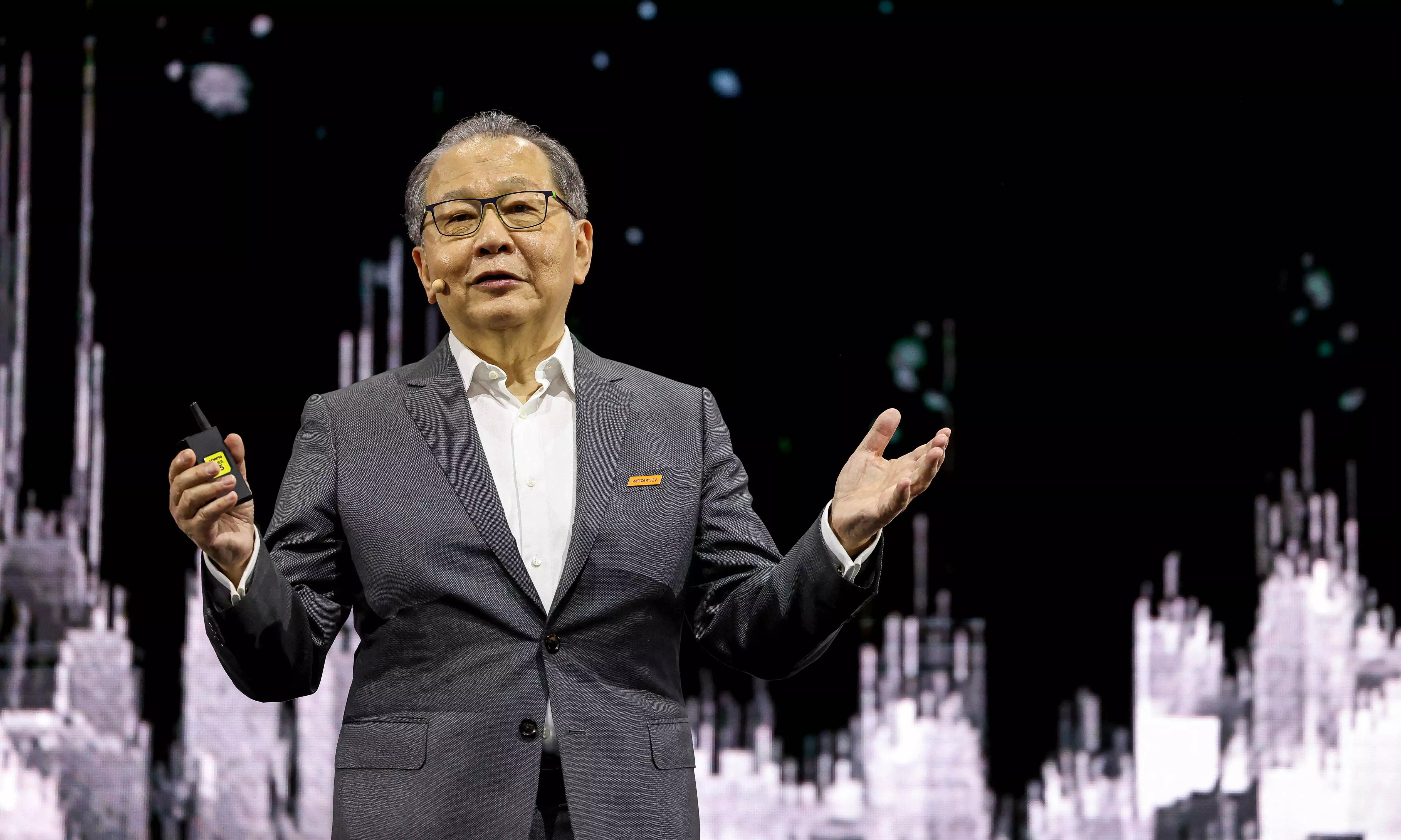 MediaTek To Start Rolling Out Worlds Smallest Chip From September