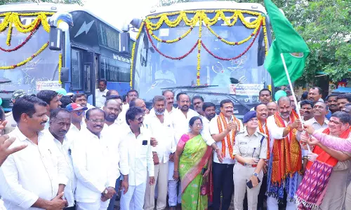 RTC Launches Two AC Buses from Vemulawada to Mumbai RTC Launches Two AC Buses from Vemulawada to Mumbai