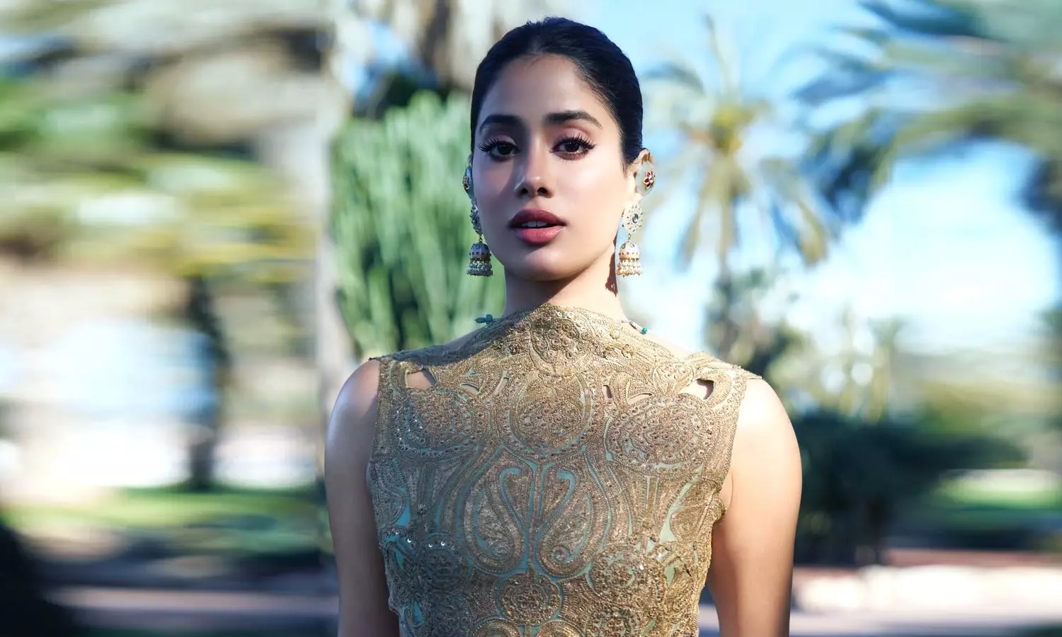 Janhvi Kapoor Shines At Cannes With Homebound Premiere