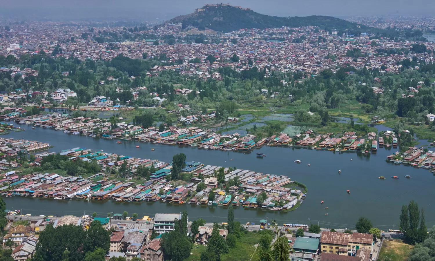 Kashmir Tourism Bears Brunt After Tourist Massacre, India-Pakistan Military Strikes