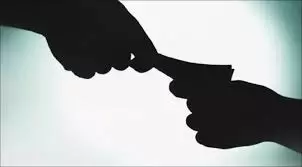 Legal Metrology Inspector Caught Red-Handed Taking Rs 1.78 Lakh Bribe Legal Metrology Inspector Caught Red-Handed Taking Rs 1.78 Lakh Bribe