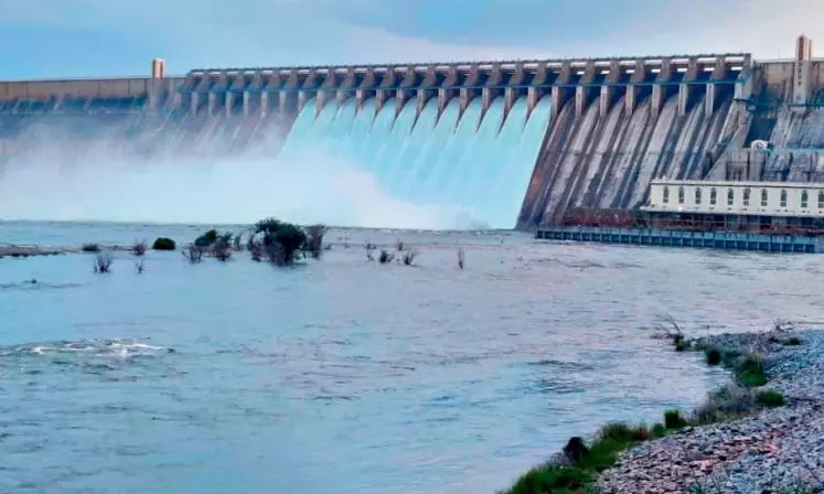 Krishna Water Released From Nagarjunasagar Right Canal to Meet Drinking Water Needs of People