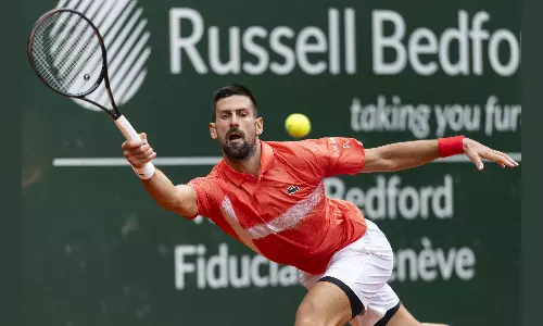 Djokovic Secures First Clay Win of Season with Victory Over Fucsovics at Geneva Open