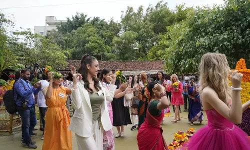 Miss World Contestants Soak in Telangana Culture Miss World Contestants Soak in Telangana Culture
