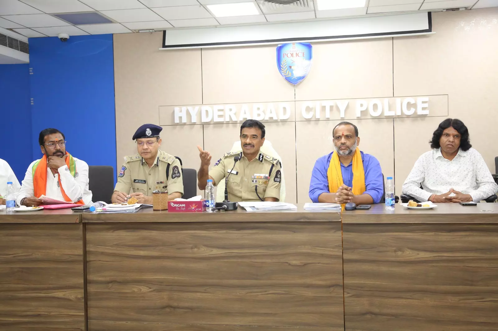 Strict Action Against Those Posting Videos Of Cattle Killings On Social Media: CV Anand Strict Action Against Those Posting Videos Of Cattle Killings On Social Media: CV Anand