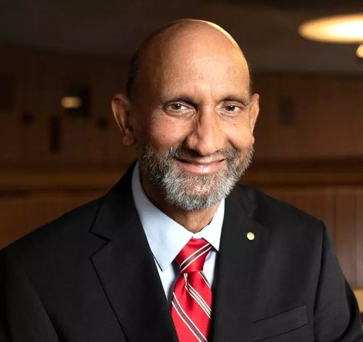 UoH Prof Elected As Fellow Of Royal Society