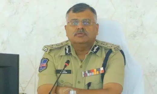 తెలంగాణలో తుపాకీ లైసెన్సుల డిజిపి సమీక్ష తెలంగాణలో తుపాకీ లైసెన్సుల డిజిపి సమీక్ష