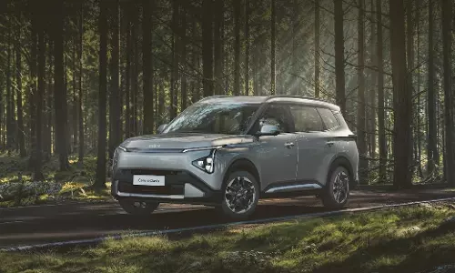 Kia New Carens Clavis: The Big Bold Family Vehicle