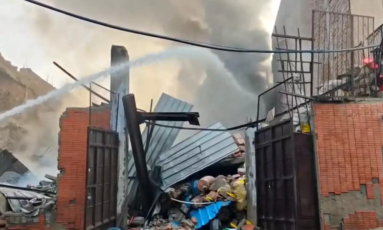 Building Collapses After Massive Fire at Factory Triggers Blast in Delhi Building Collapses After Massive Fire at Factory Triggers Blast in Delhi