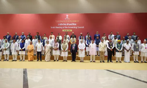 Centre, States Must Act as Team: Modi