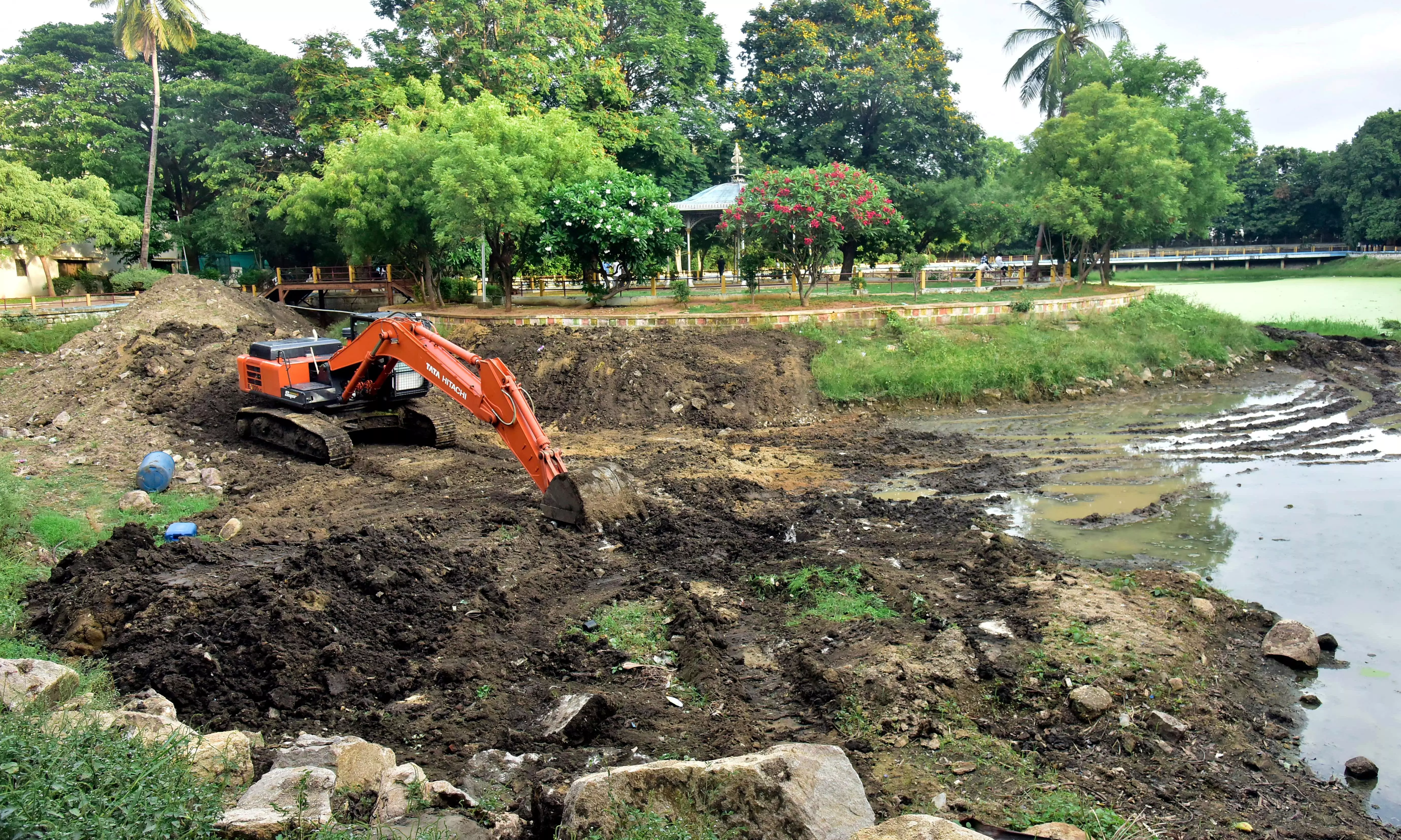 Public Gardens’ Lake to be Restored in June