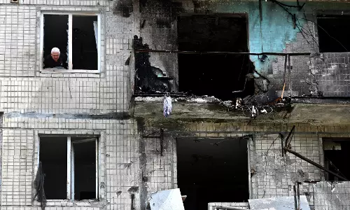 Nine Killed in Ukraine as it Trades Fire With Russia Overnight