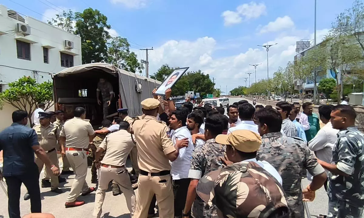 BRS, Cong. Clash Over Protocol Row In Sircilla