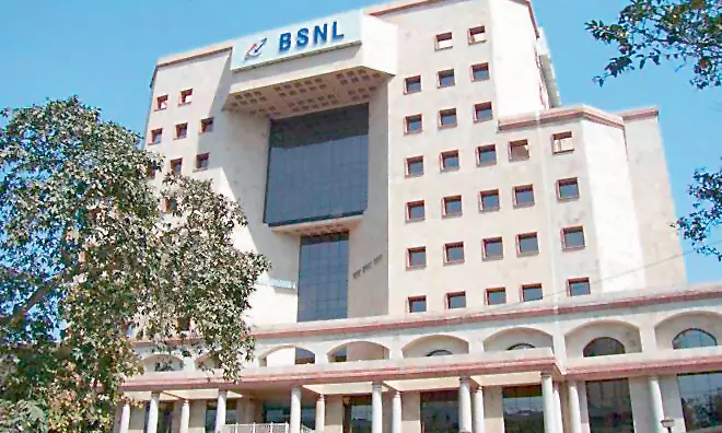 BSNL Posts Rs 280 cr Profit in Q4: Scindia