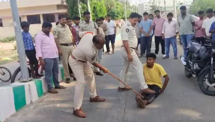 HRF Condemns Police For Beating Up 3 Persons On Road In Tenali