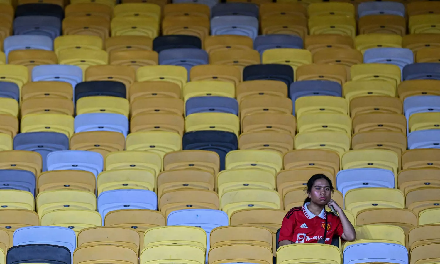 Oh No!: Malaysian PM Sticks Boot into Booed Man Utd