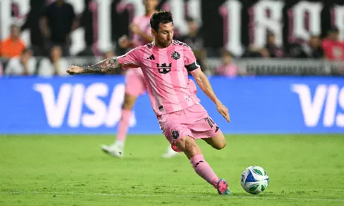 Lionel Messi Scores Twice, Assists in Inter Miamis 4-2 Win Over Montreal Lionel Messi Scores Twice, Assists in Inter Miamis 4-2 Win Over Montreal