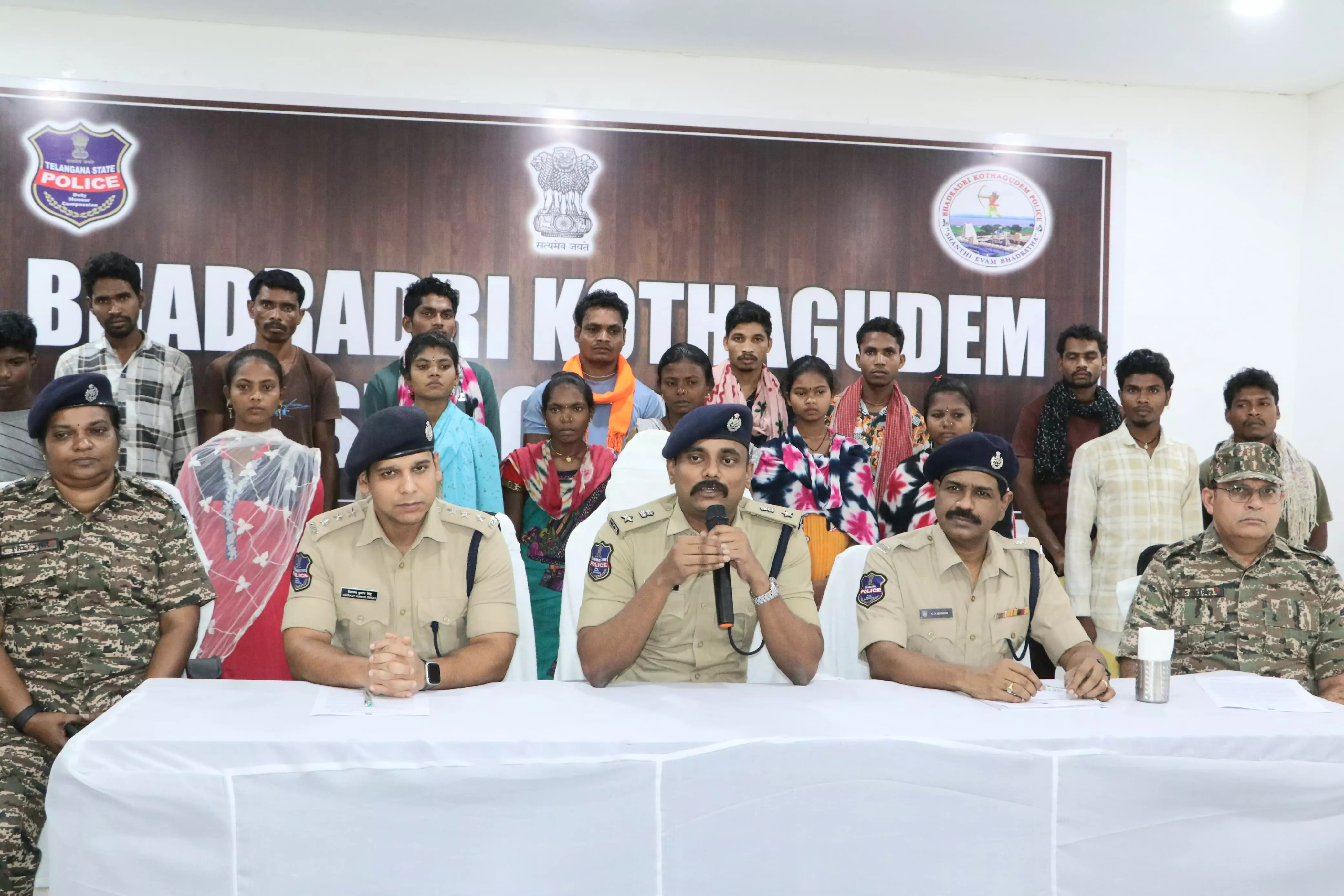 17 CPI (Maoist) Cadres Surrendered Before Bhadradri Kothagudem Police
