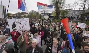 Thousands Rally In Serbias Capital Demanding Snap Elections After Months Of Protests