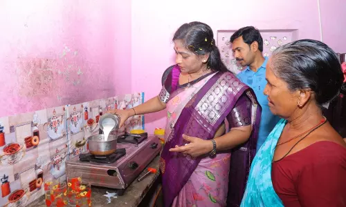 Anitha Distributes Gas Cylinders, Pensions In Payakaraopeta