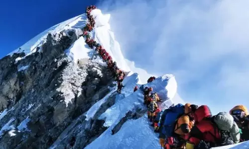 Everest Marks 72nd Anniversary of First Summit Amid Overcrowding Concerns