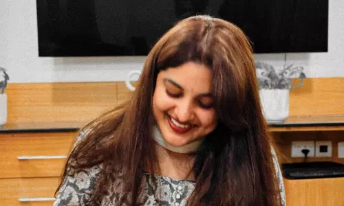 Nivetha Thomas Celebrates With Family On Gaddar Award Win