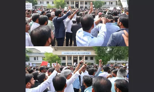Nizamabad: Govt jr Lecturers Protest for 2nd Annual Pay Hike