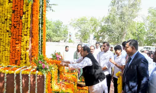 Telangana for Integrated Growth of Districts, Welfare of Poor: Shabbir Ali