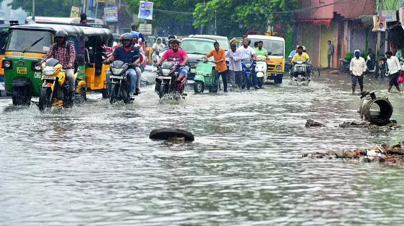 Hyderabad: Flood-Hit Families Return, Still in Fear